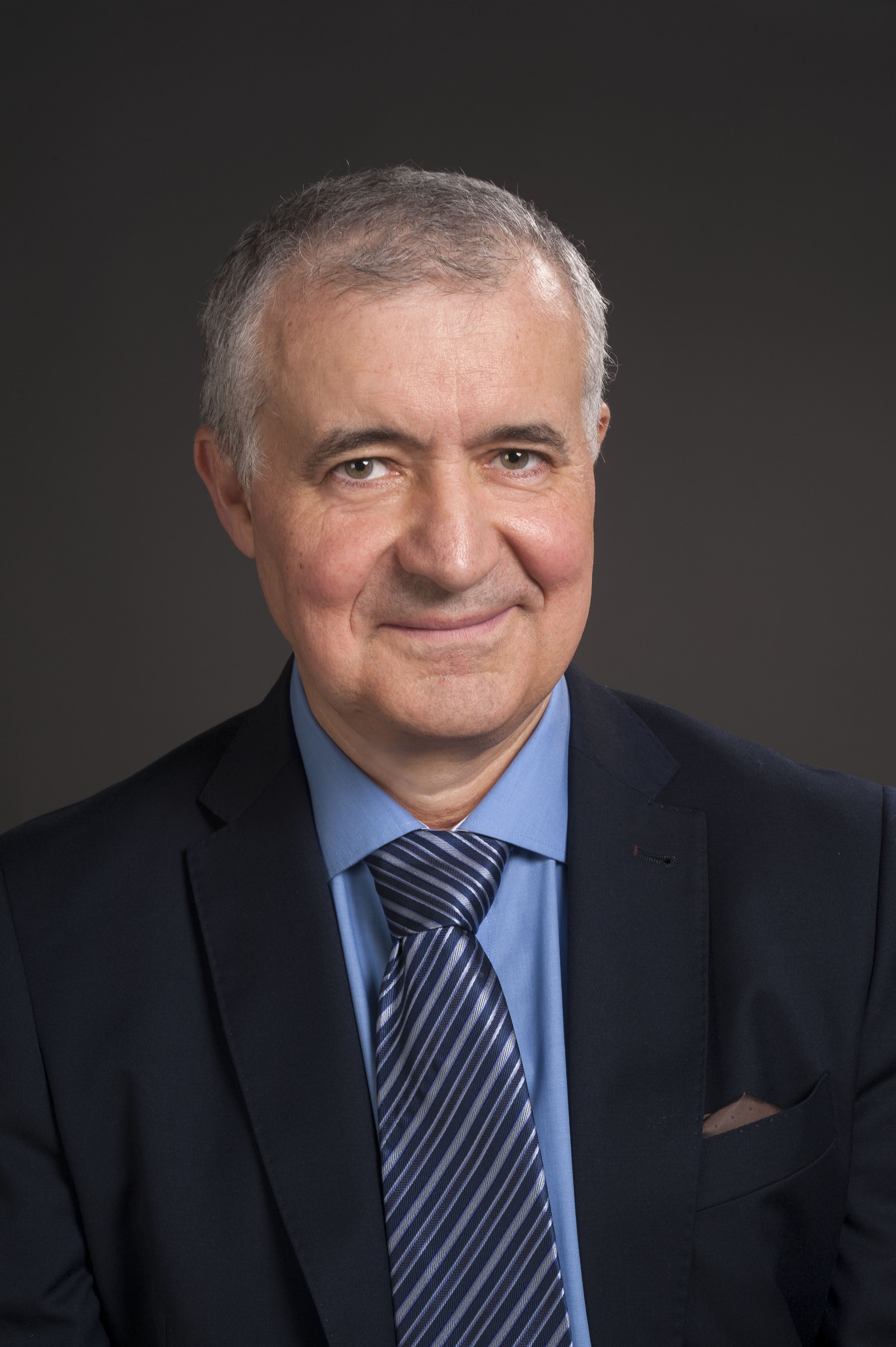 Dr. Javier García-Campayo